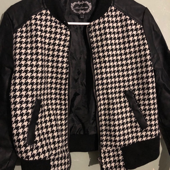 Leather bomber Jacket - Picture 2 of 5